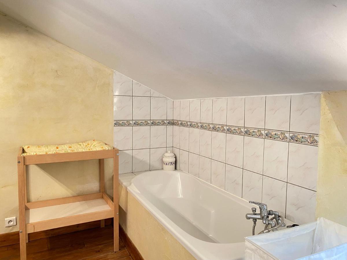 Le Clos Des Figuiers - 3 Gites De Caractere Duravel Exteriör bild