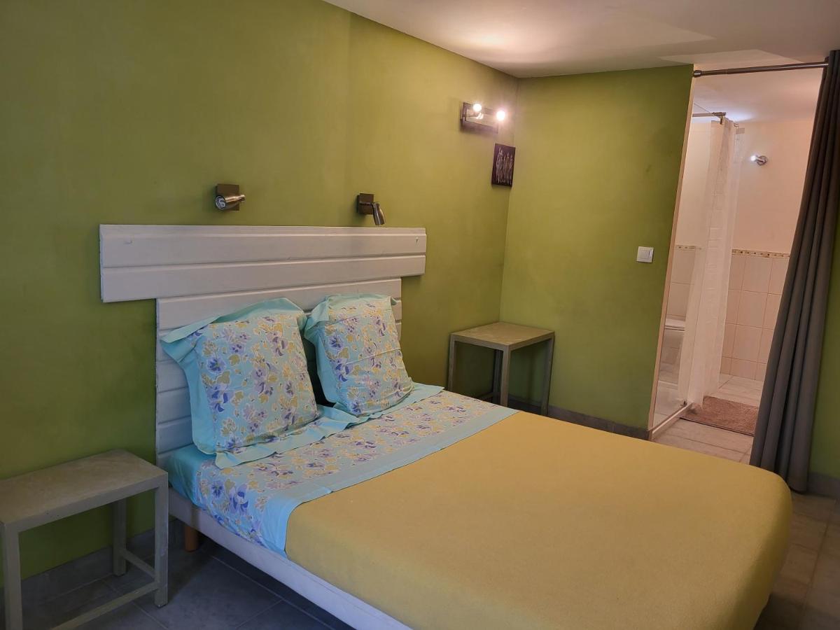 Le Clos Des Figuiers - 3 Gites De Caractere Duravel Exteriör bild